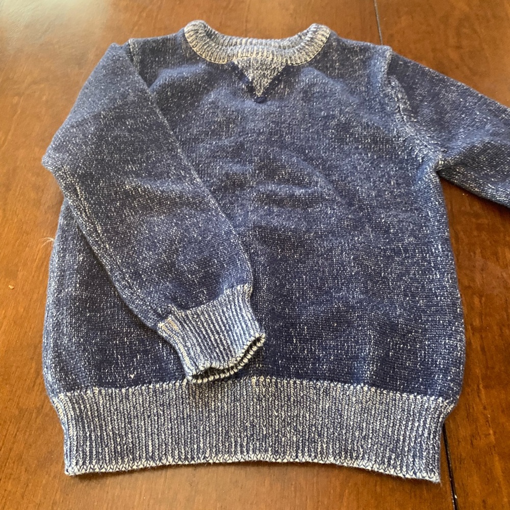 Children’s XS Cat and Jack sweater.  Navy Blue.
